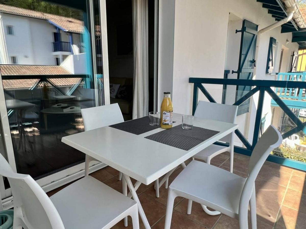 Appartement T2 A Cambo-Les-Bains Avec Piscine, Terrasse Et Parking Prive, Proche Des Thermes - Fr-1-495-82 Exteriör bild